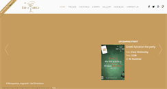 Desktop Screenshot of beeskneesthebar.com